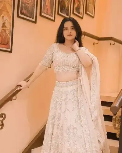 Escort Paschim Bardhaman